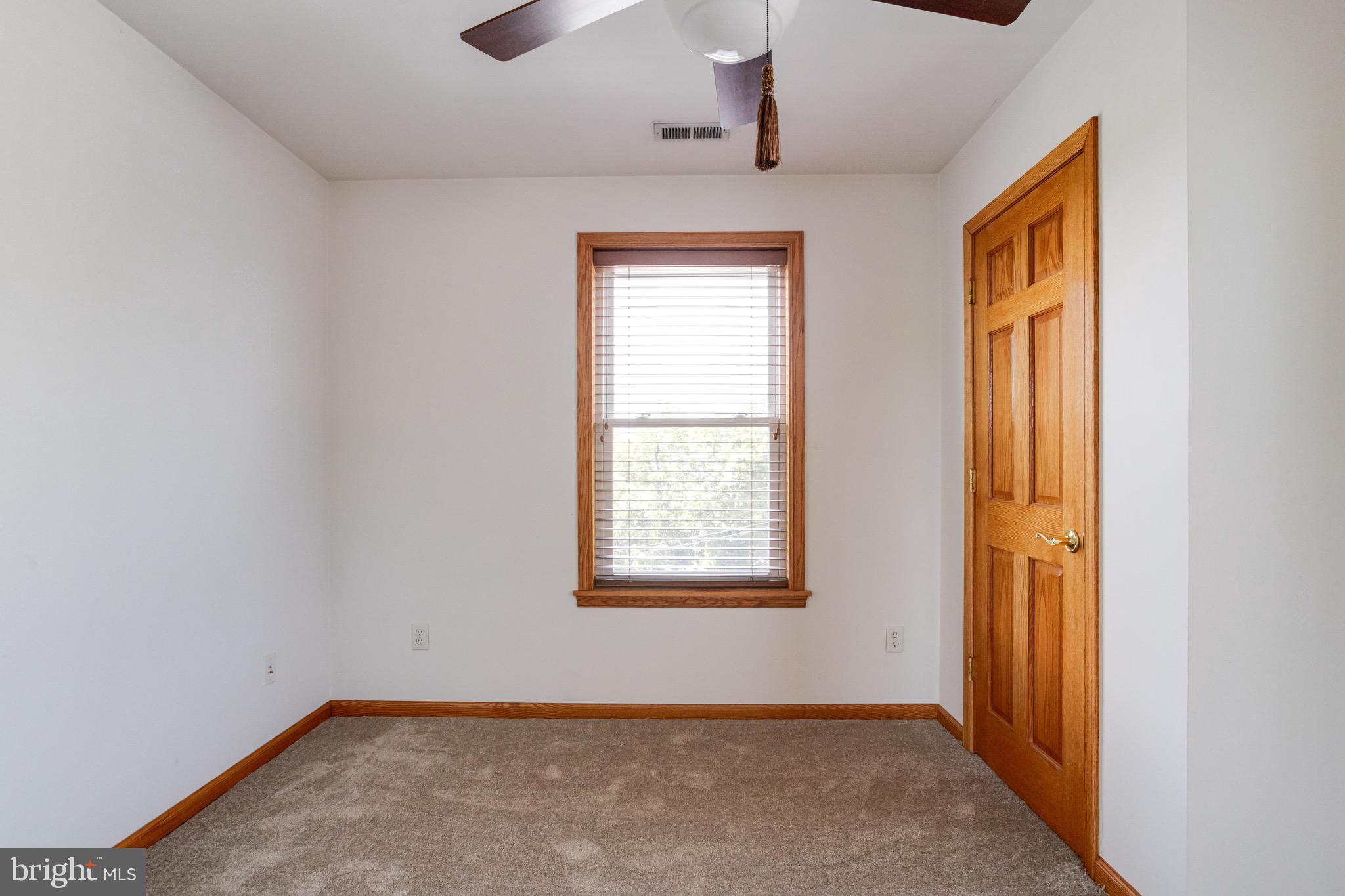 OLIVER BEACH - Residential