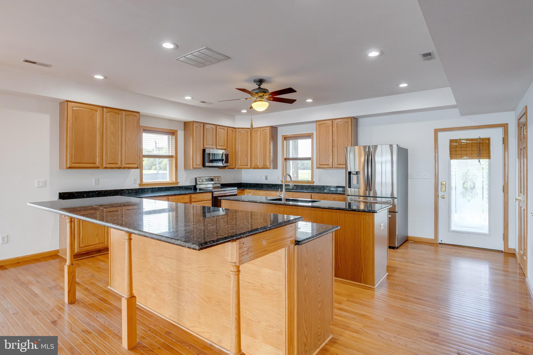 OLIVER BEACH - Residential