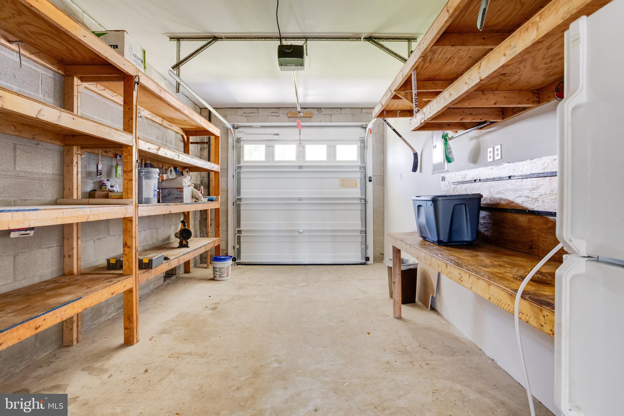 OLIVER BEACH - Residential