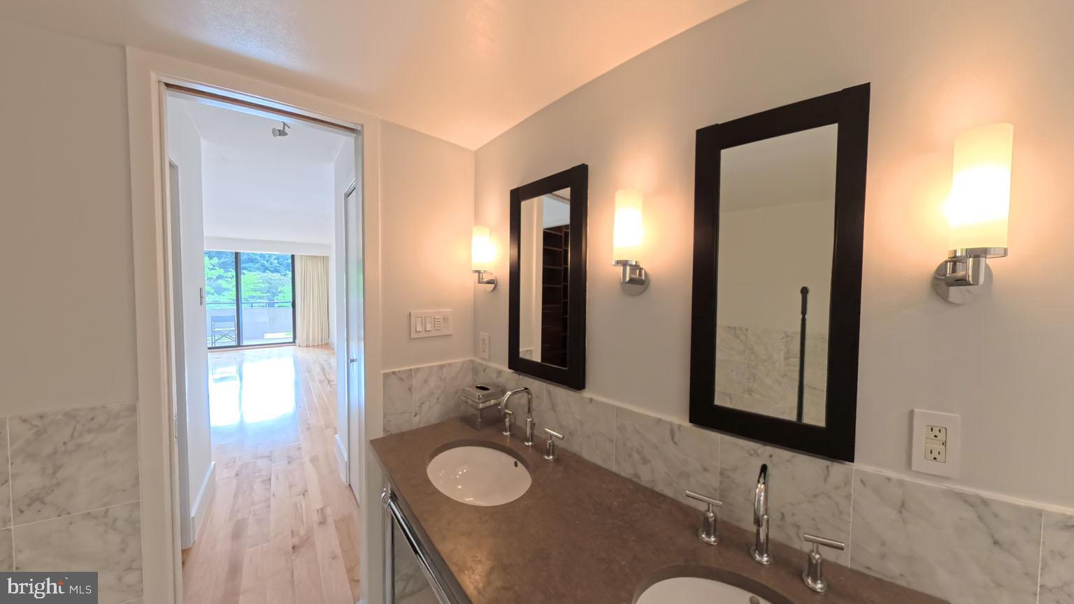 REGENCY AT MCLEAN - Residential Lease