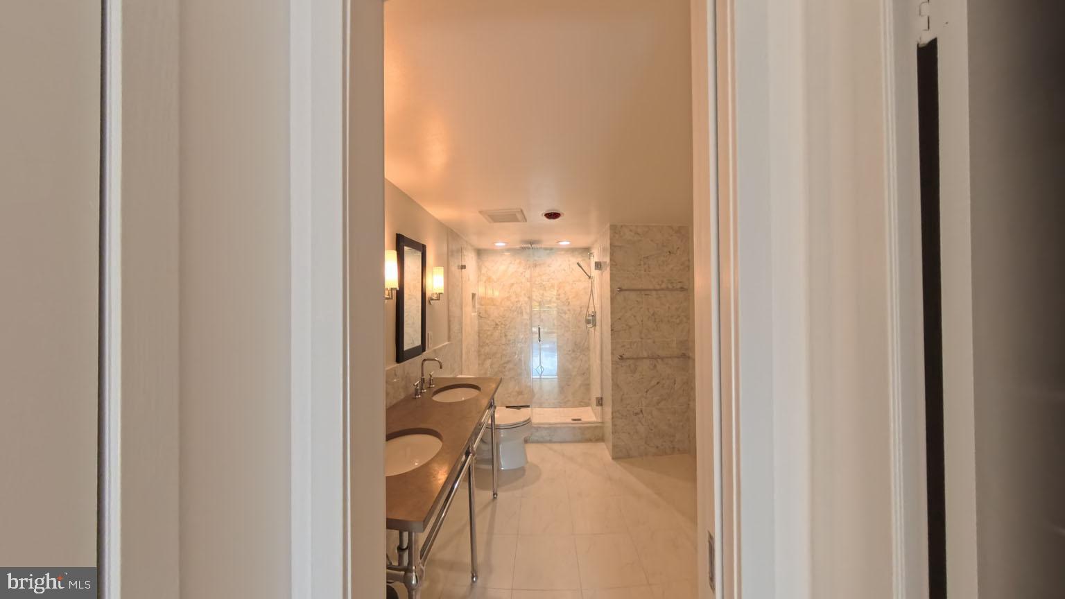 REGENCY AT MCLEAN - Residential Lease