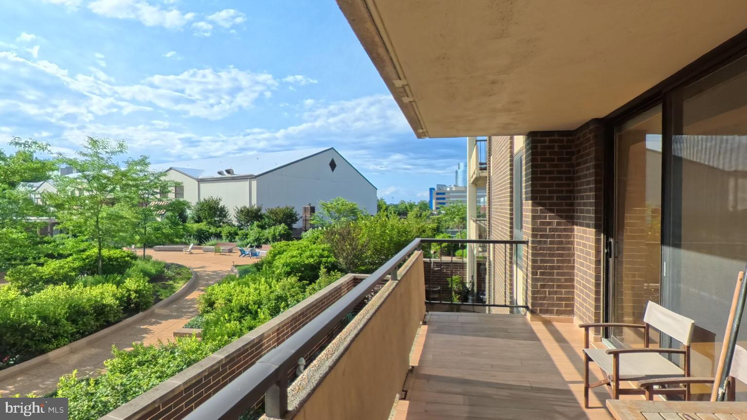 REGENCY AT MCLEAN - Residential Lease