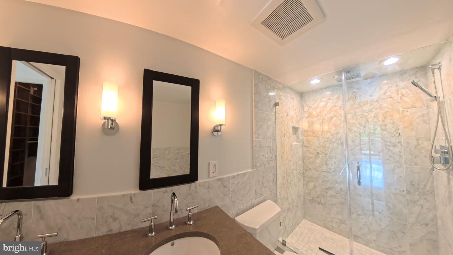 REGENCY AT MCLEAN - Residential Lease