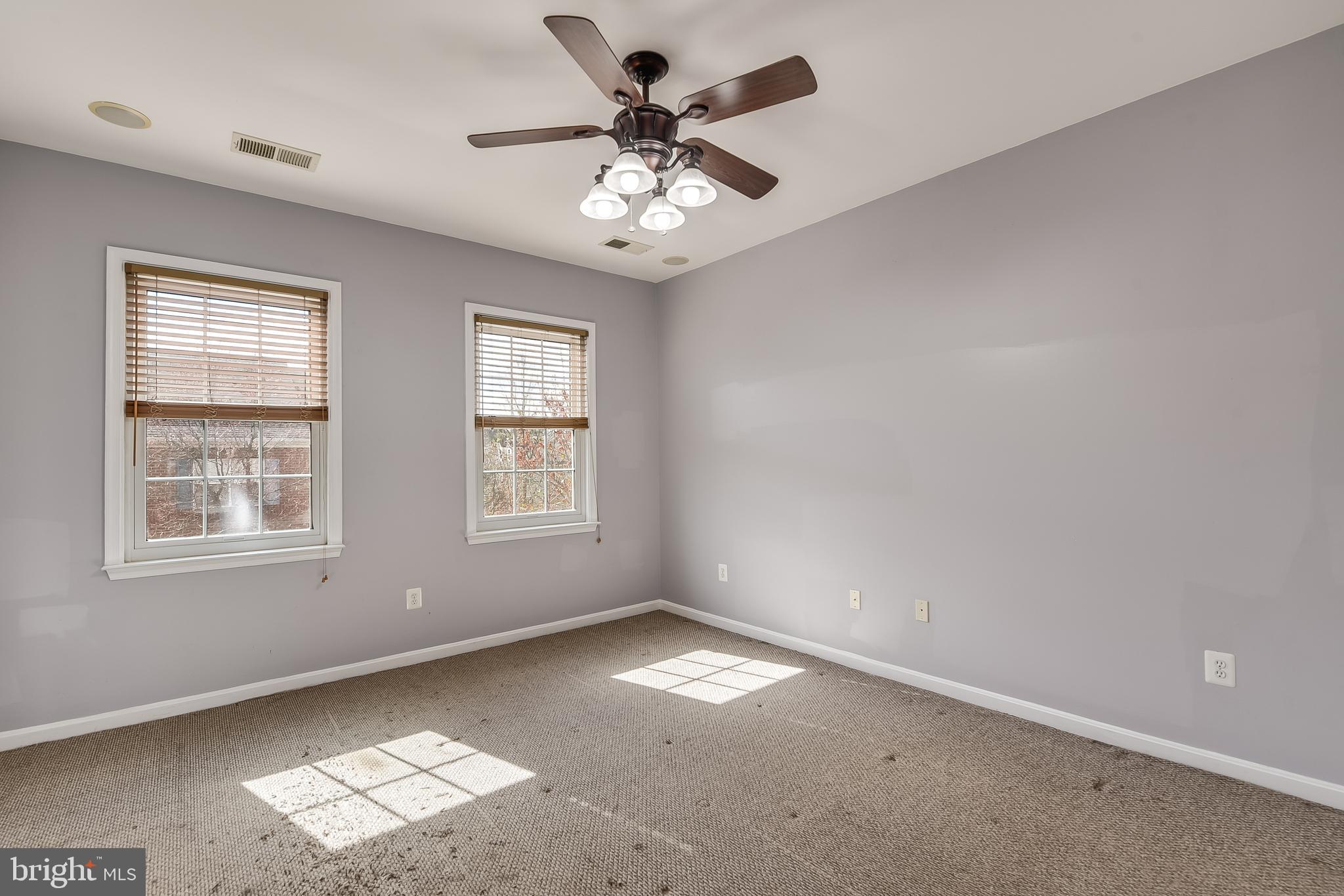 RETREAT AT FAIRWOOD TOWN - Residential