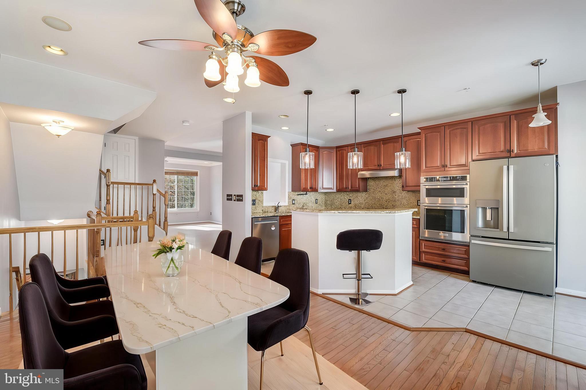 RETREAT AT FAIRWOOD TOWN - Residential