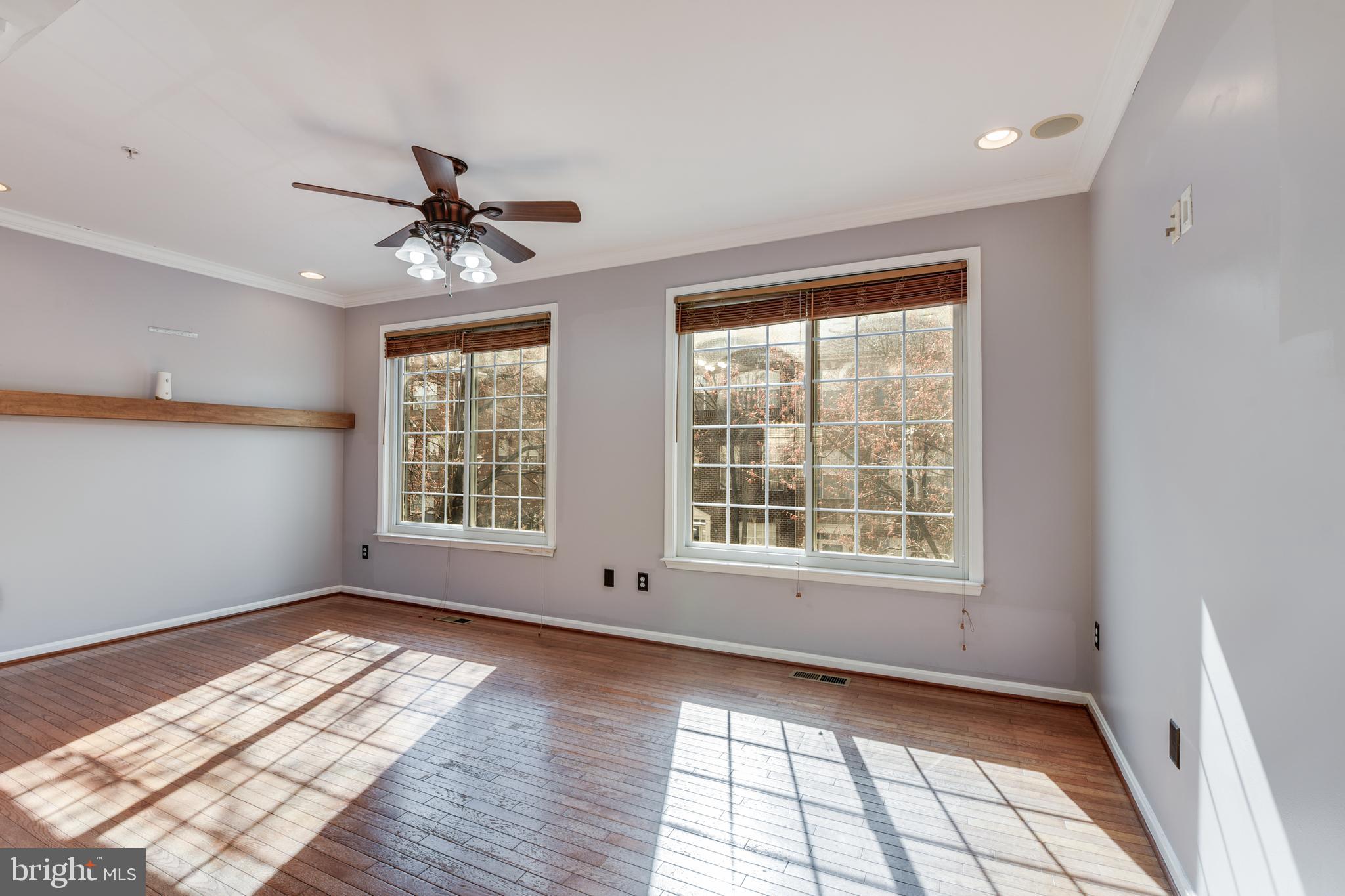 RETREAT AT FAIRWOOD TOWN - Residential