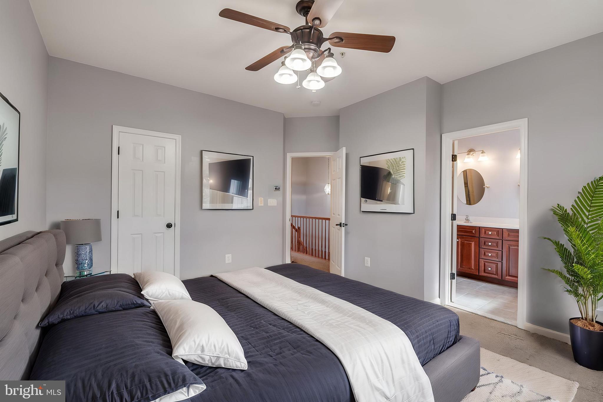 RETREAT AT FAIRWOOD TOWN - Residential