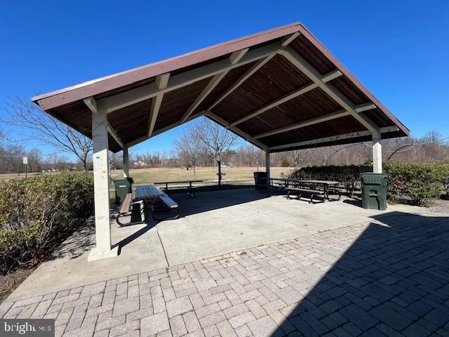 RETREAT AT FAIRWOOD TOWN - Residential