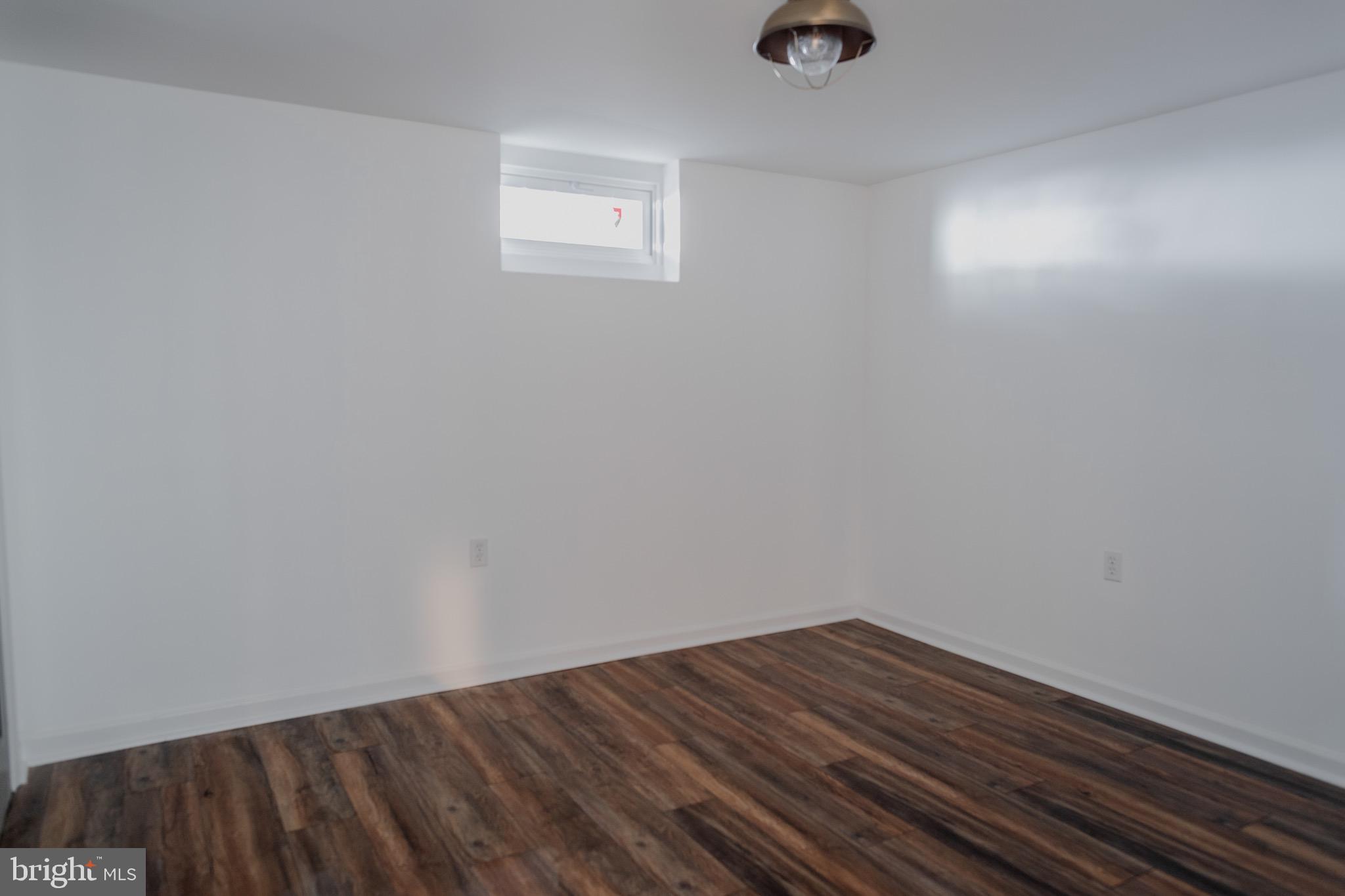 LAKE MEADE - Residential