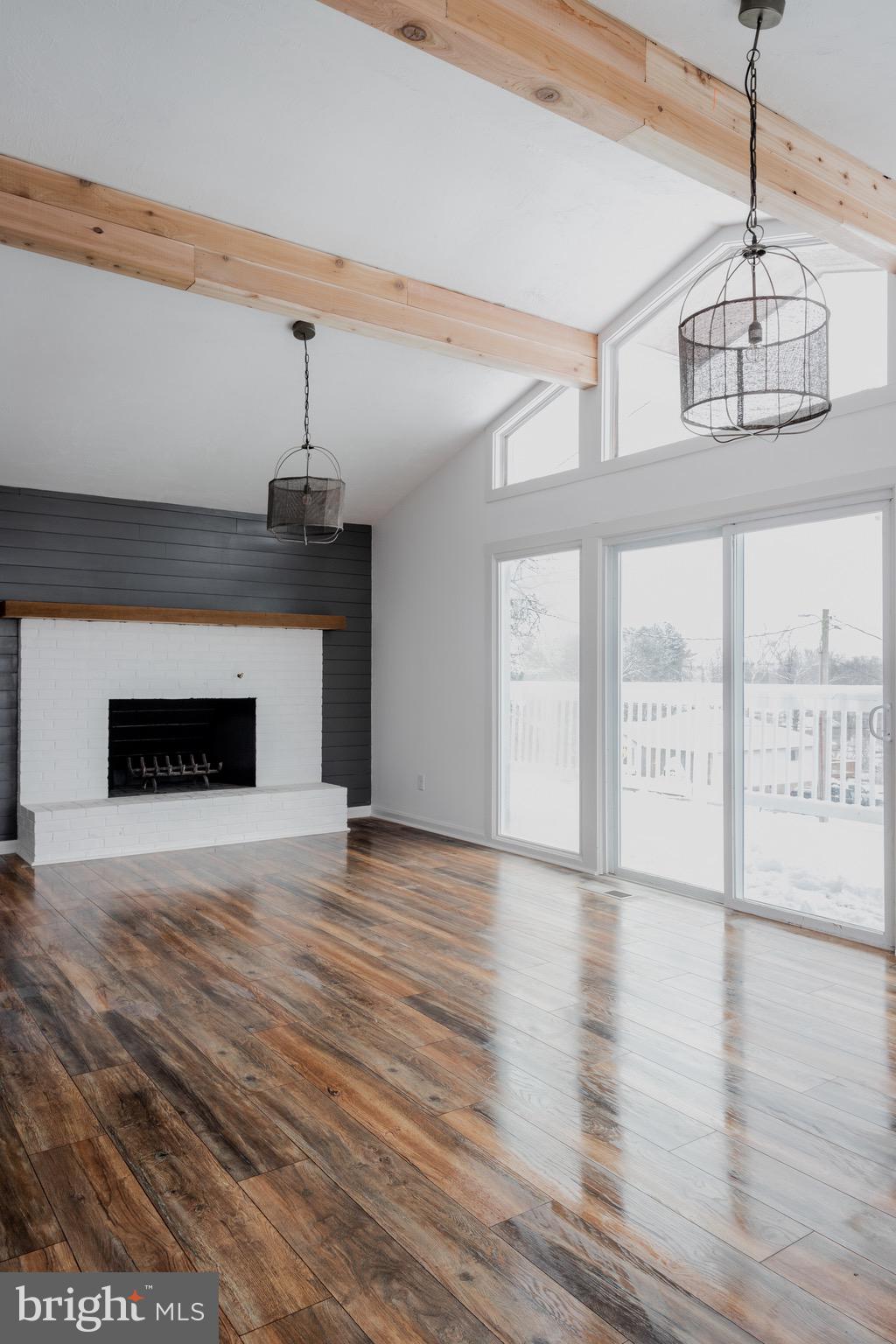 LAKE MEADE - Residential