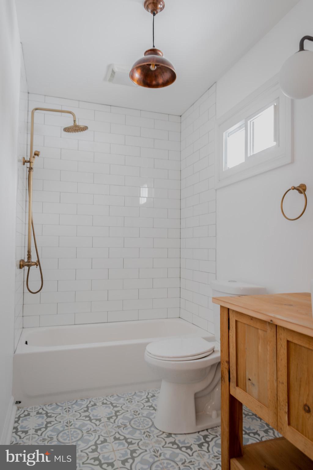 LAKE MEADE - Residential