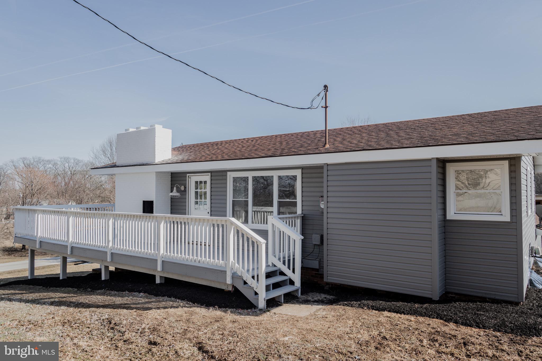 LAKE MEADE - Residential