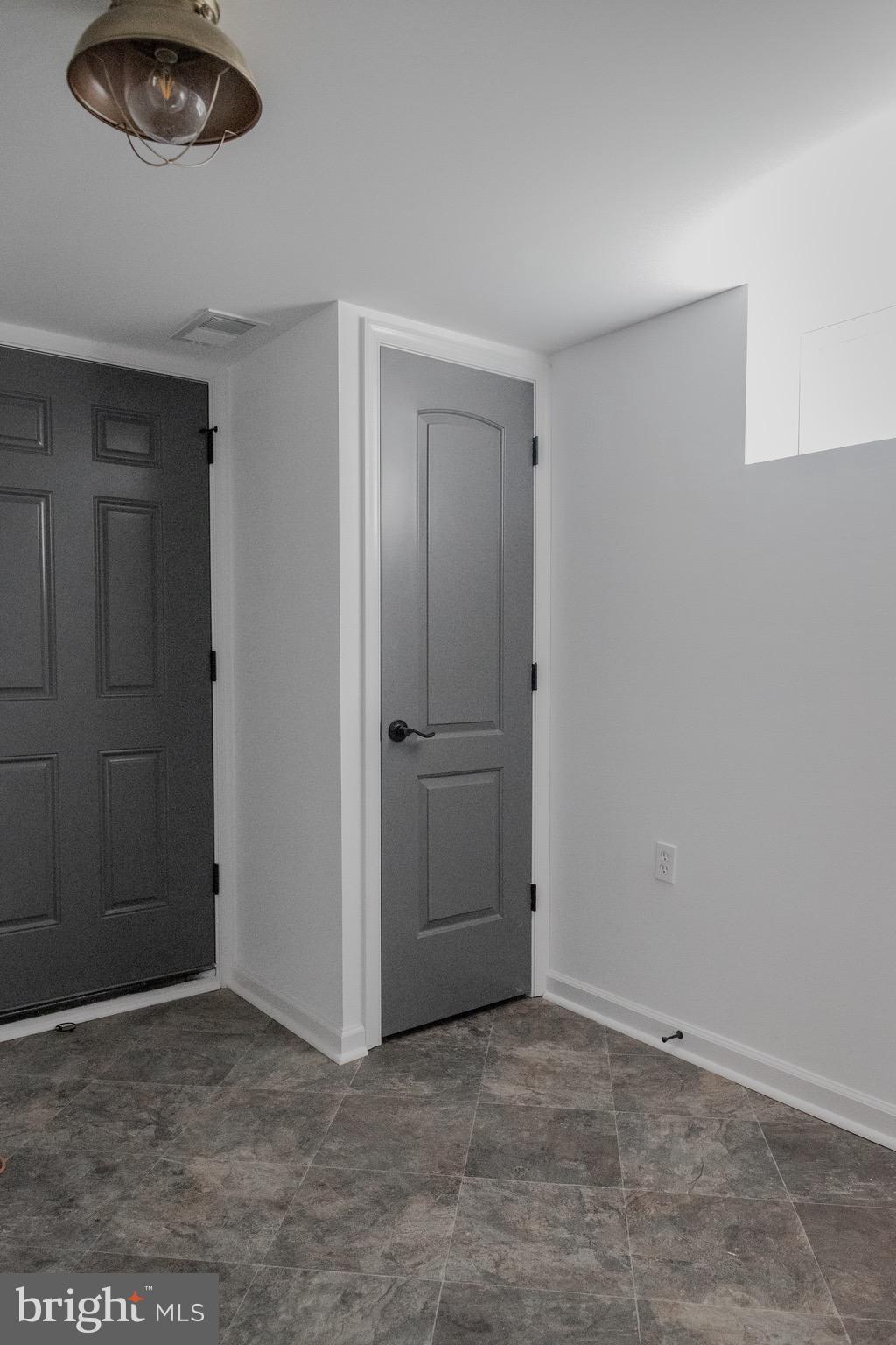 LAKE MEADE - Residential