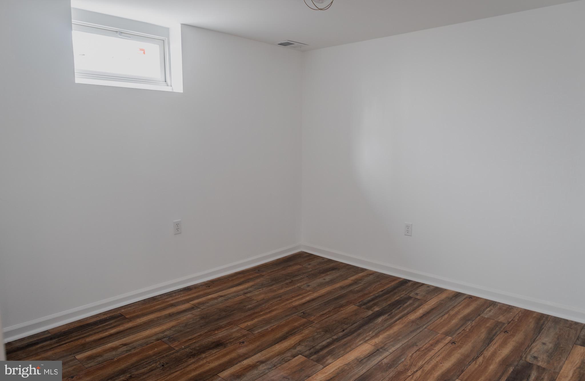 LAKE MEADE - Residential