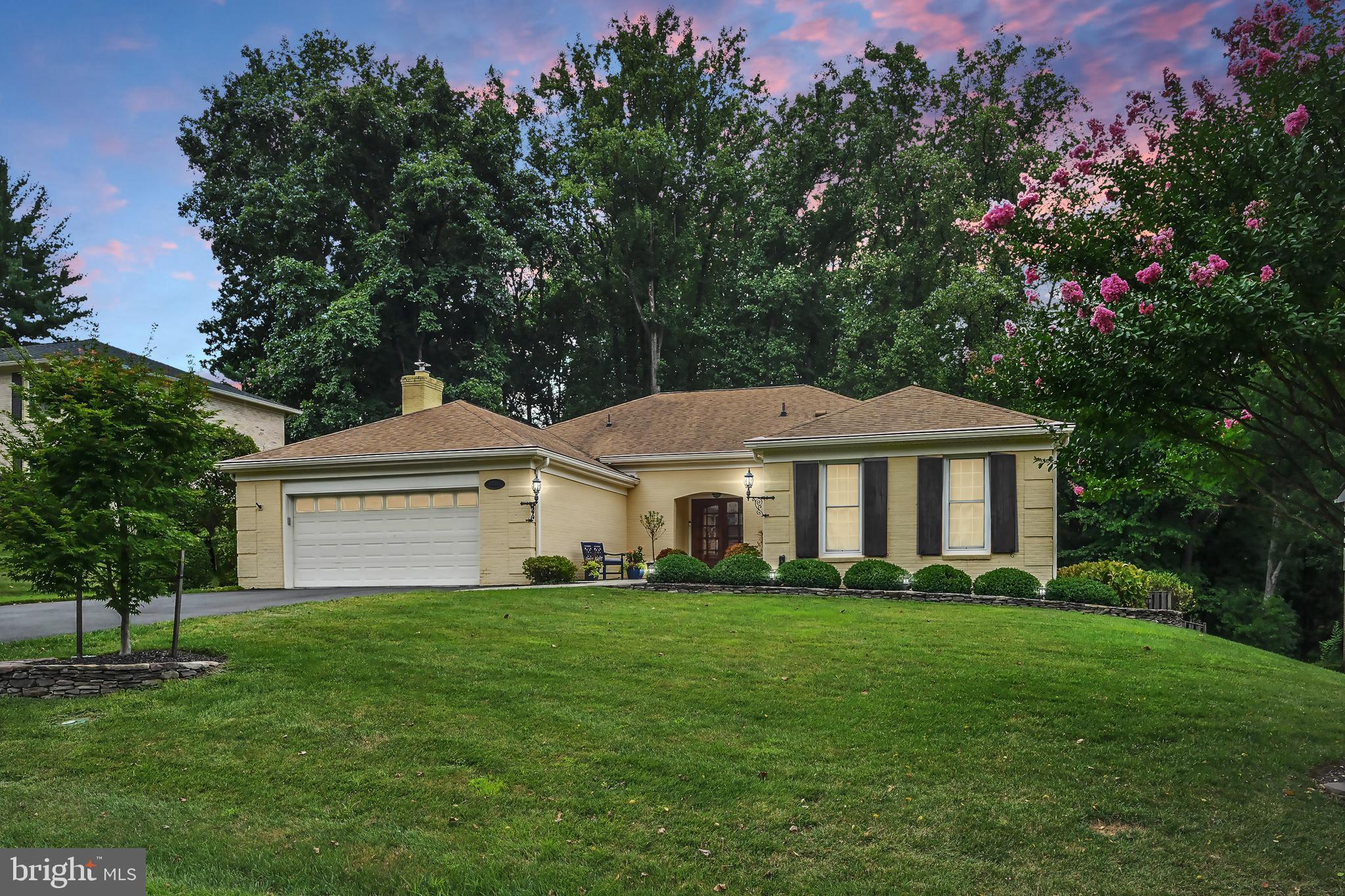 LANGLEY OAKS - Residential