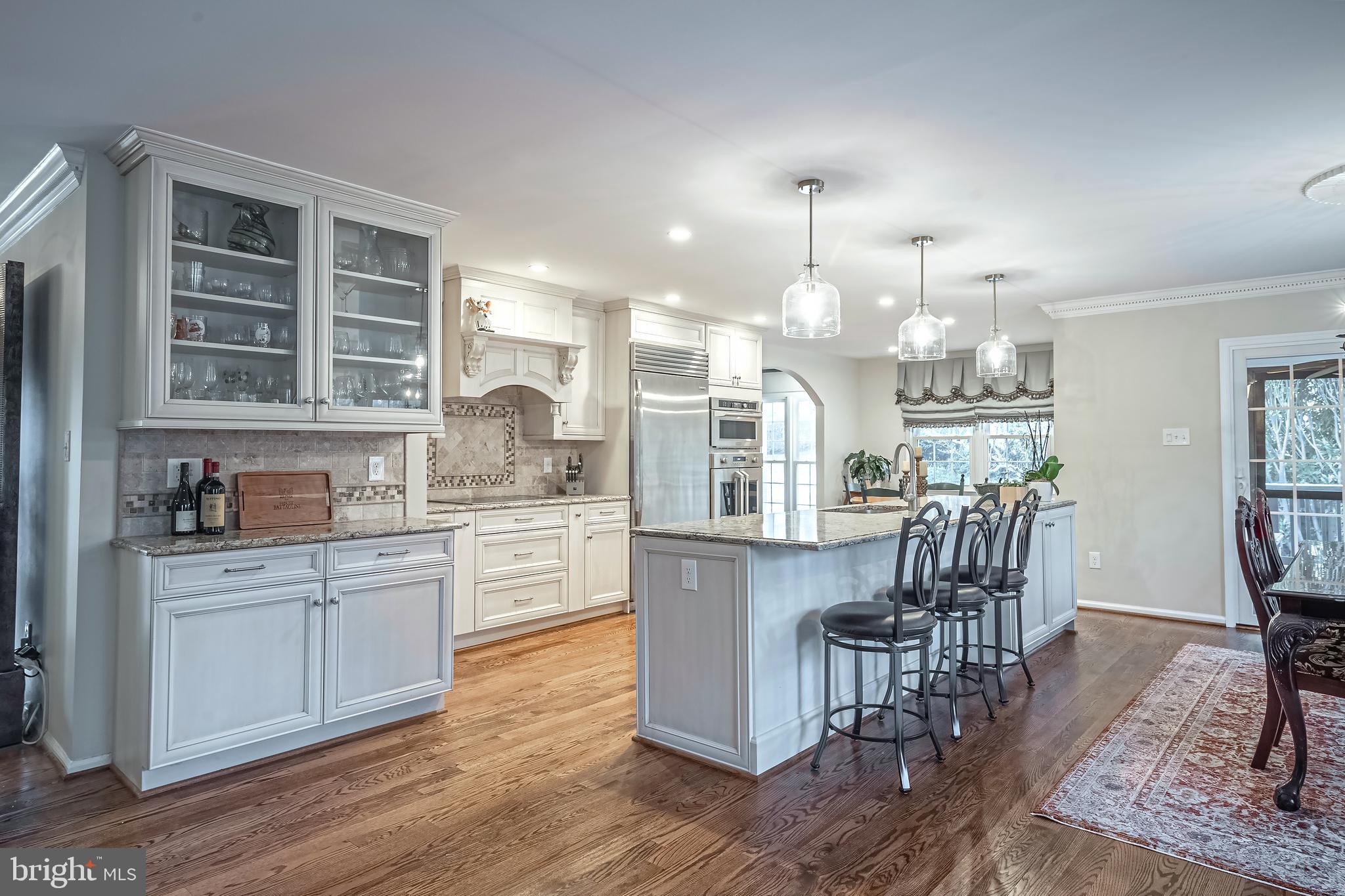 LANGLEY OAKS - Residential