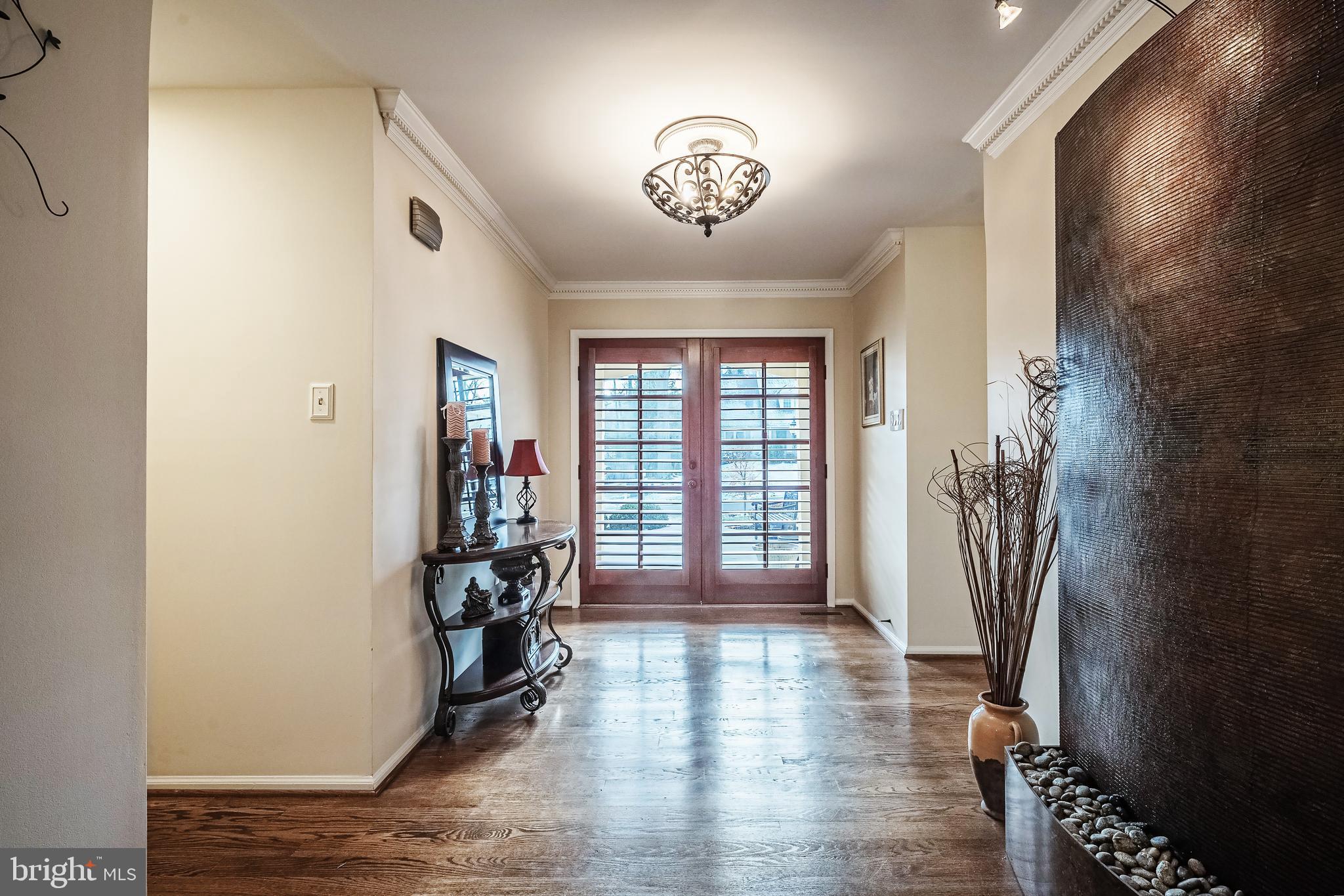 LANGLEY OAKS - Residential