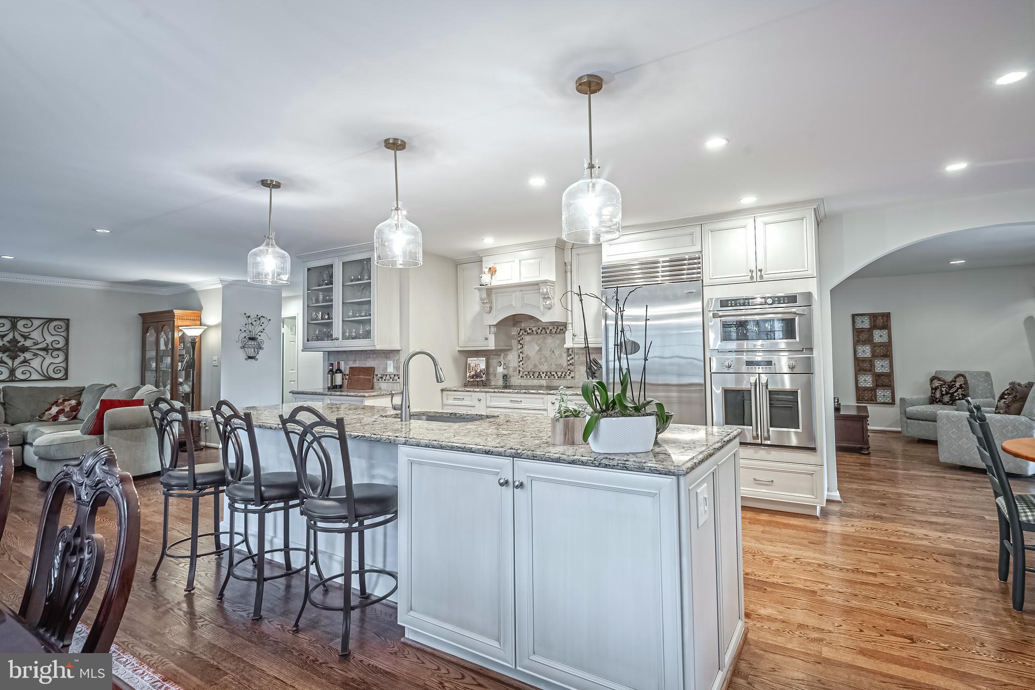 LANGLEY OAKS - Residential