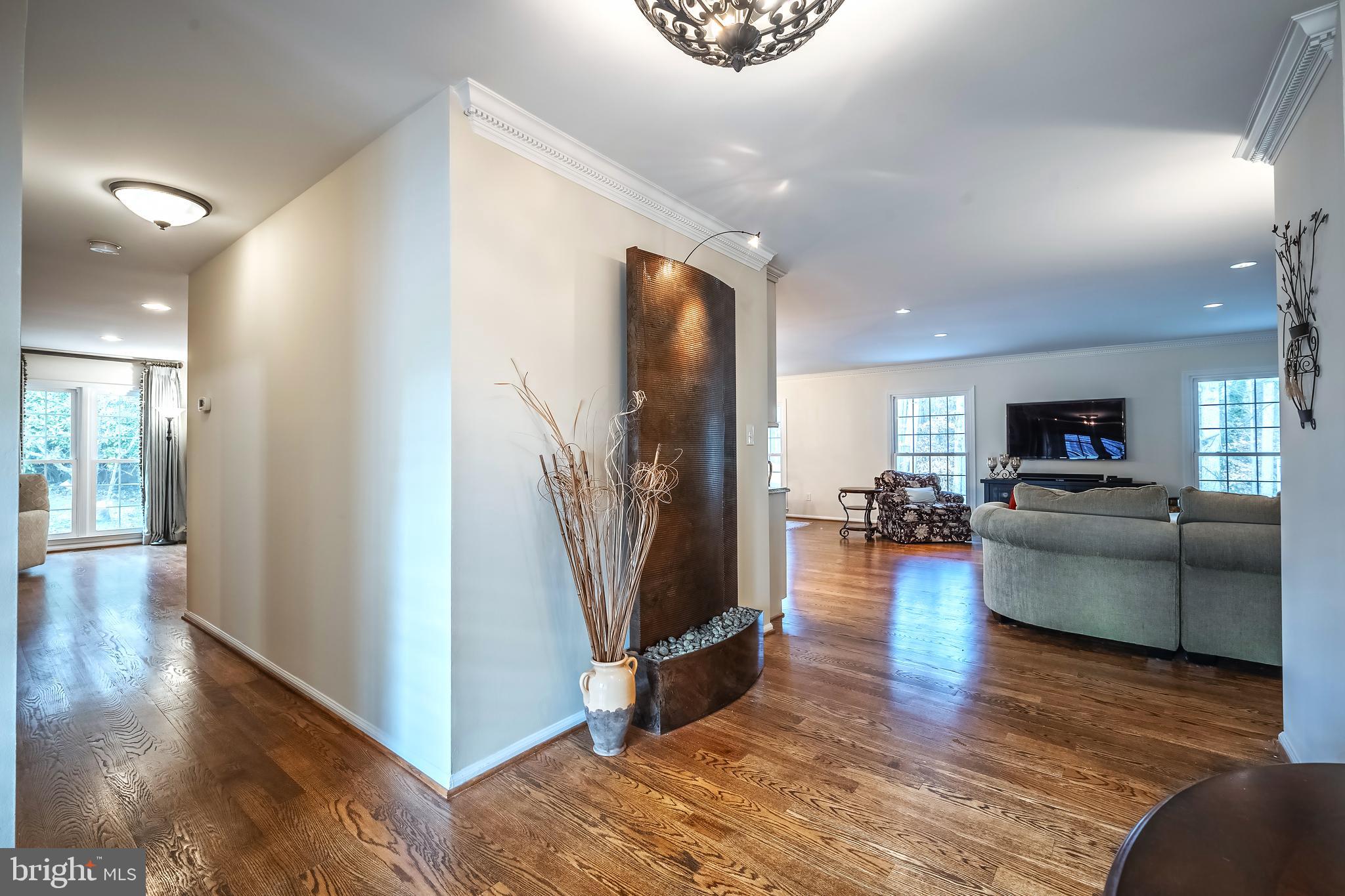 LANGLEY OAKS - Residential