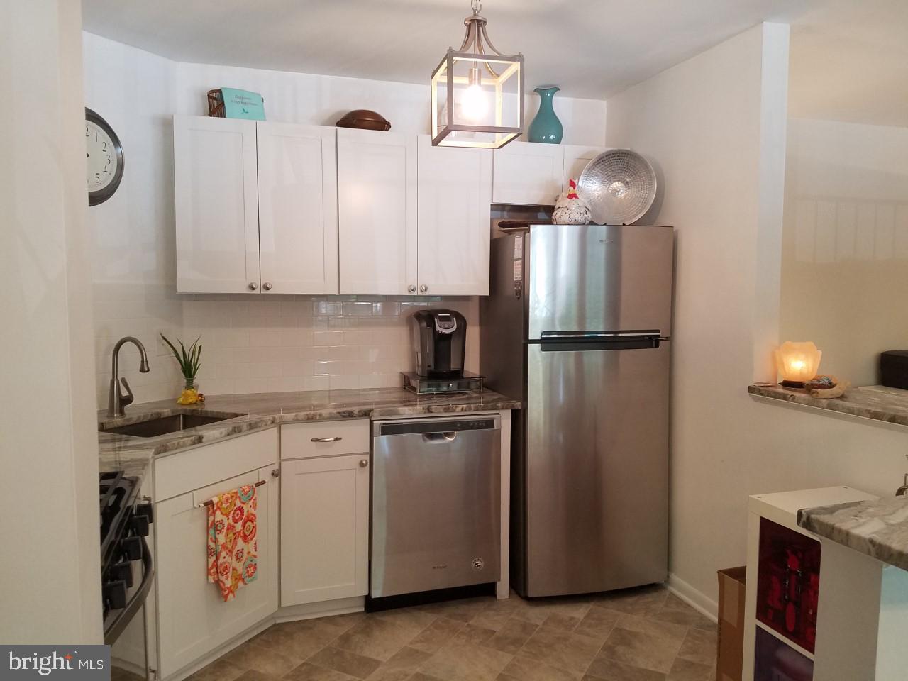 HAMLET HOUSE - Residential Lease