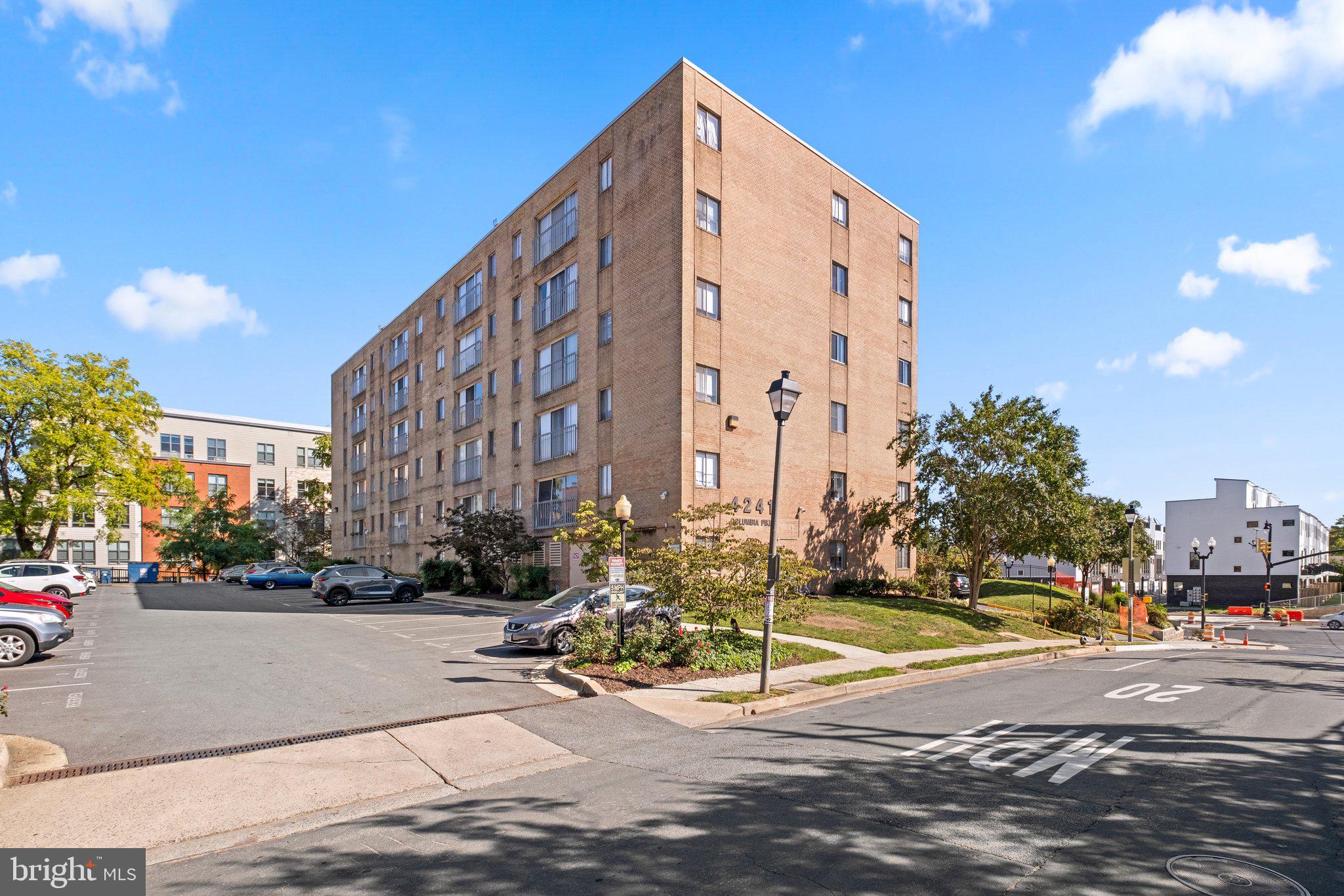 4241 COLUMBIA PIKE 305