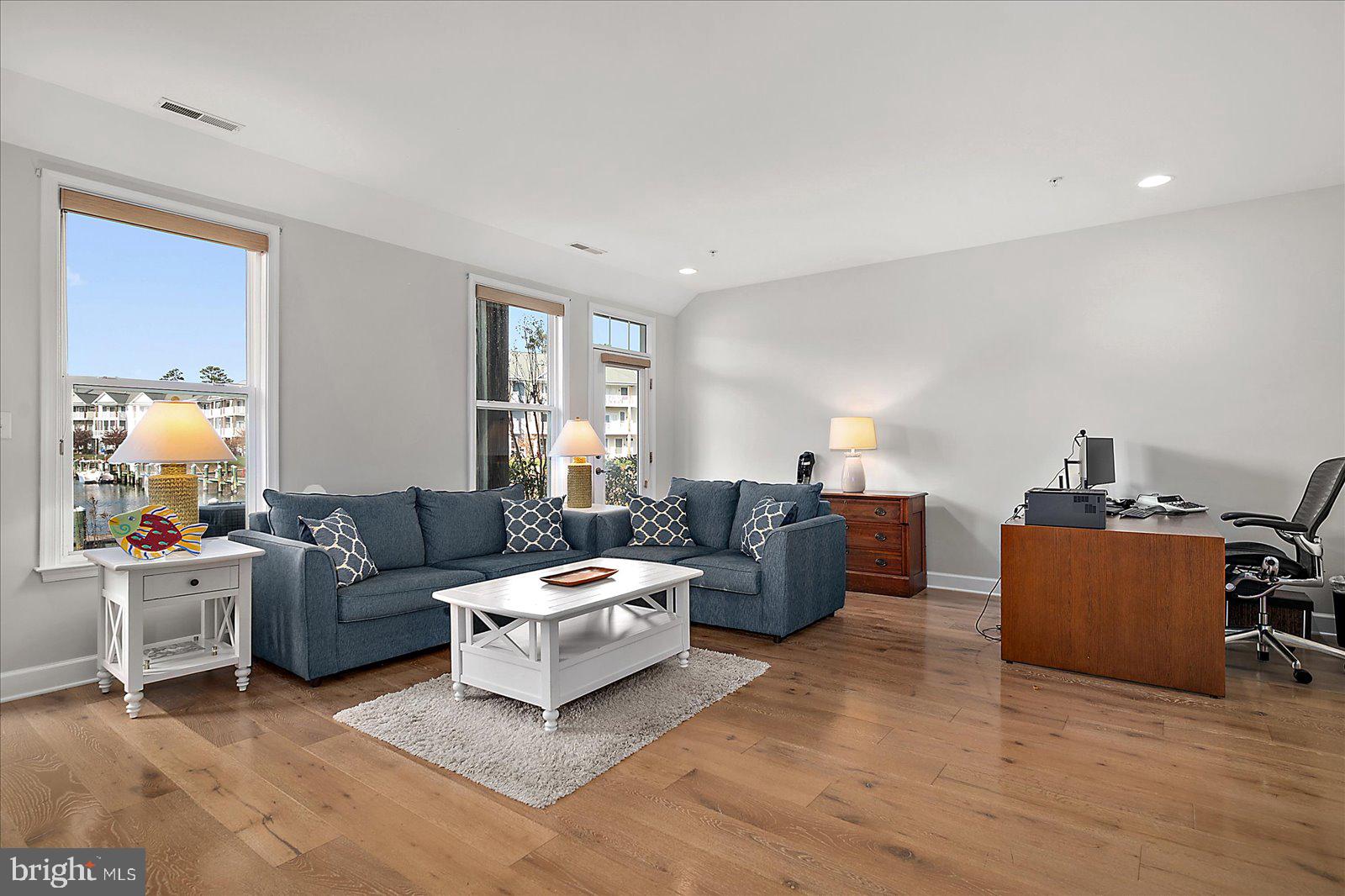 GLEN RIDDLE - Residential