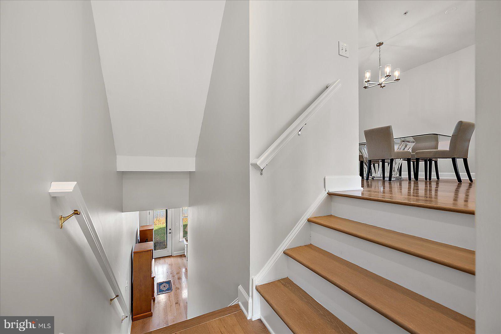 GLEN RIDDLE - Residential