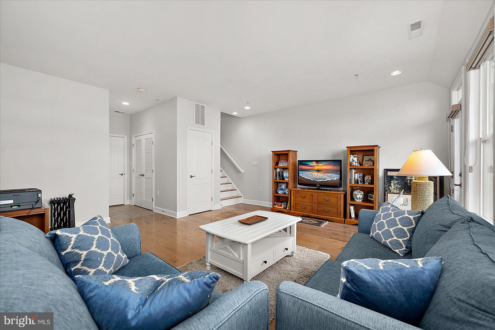 GLEN RIDDLE - Residential