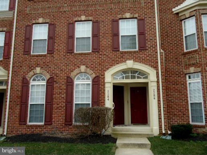 Ground level entry to a two-level condo with three bedrooms two and a half baths.  Main level has living dining combo, kitchen with breakfast bar, granite counters, half bath and entry to the over-sized one car garage. Upper level has 3 bedrooms and two full baths, master suite has two walk-in closets.  Close to town of Chesapeake Beach with restaurants, library, water park shops, etc.
