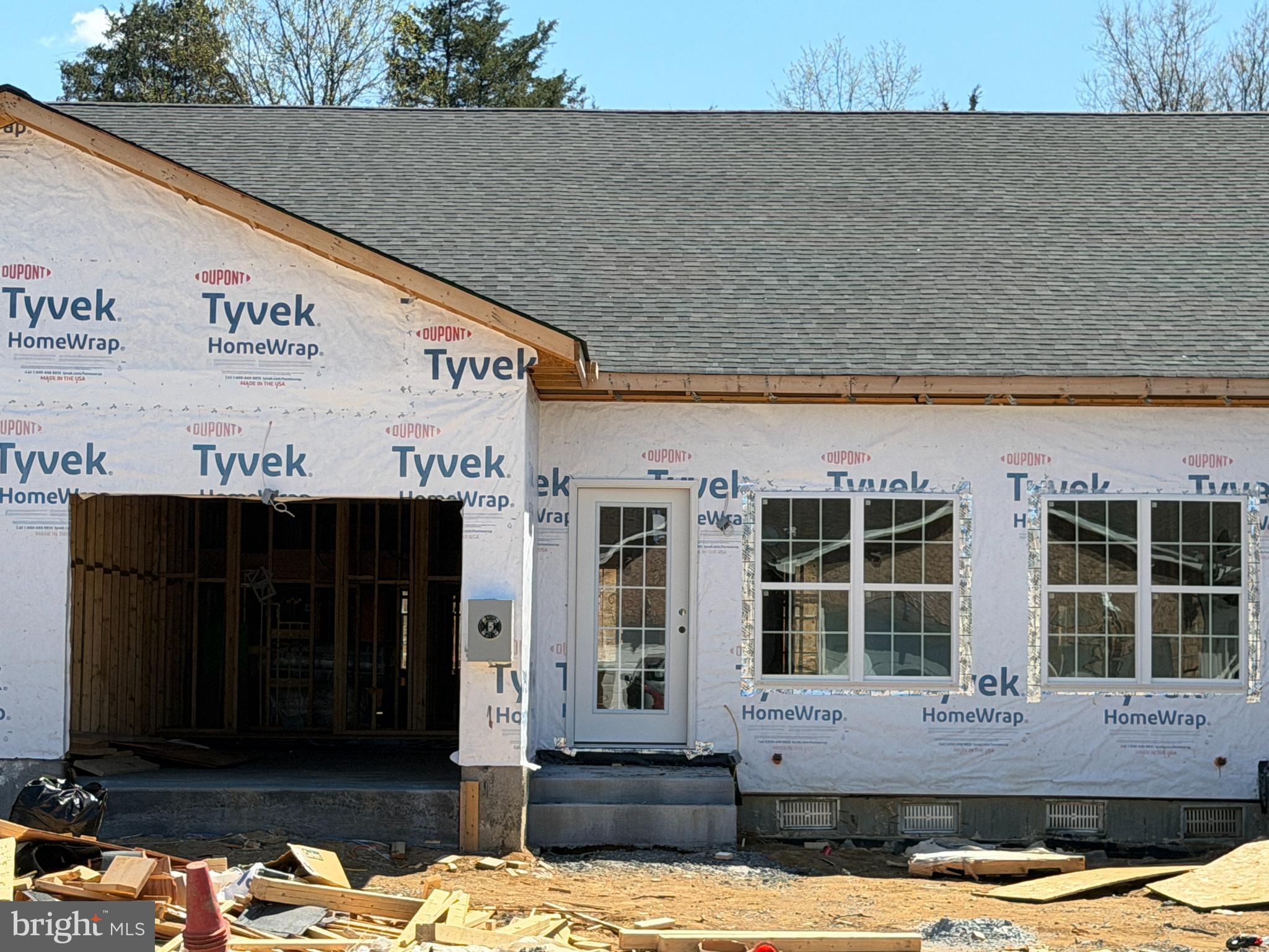 VILLAGE COMMONS - Residential