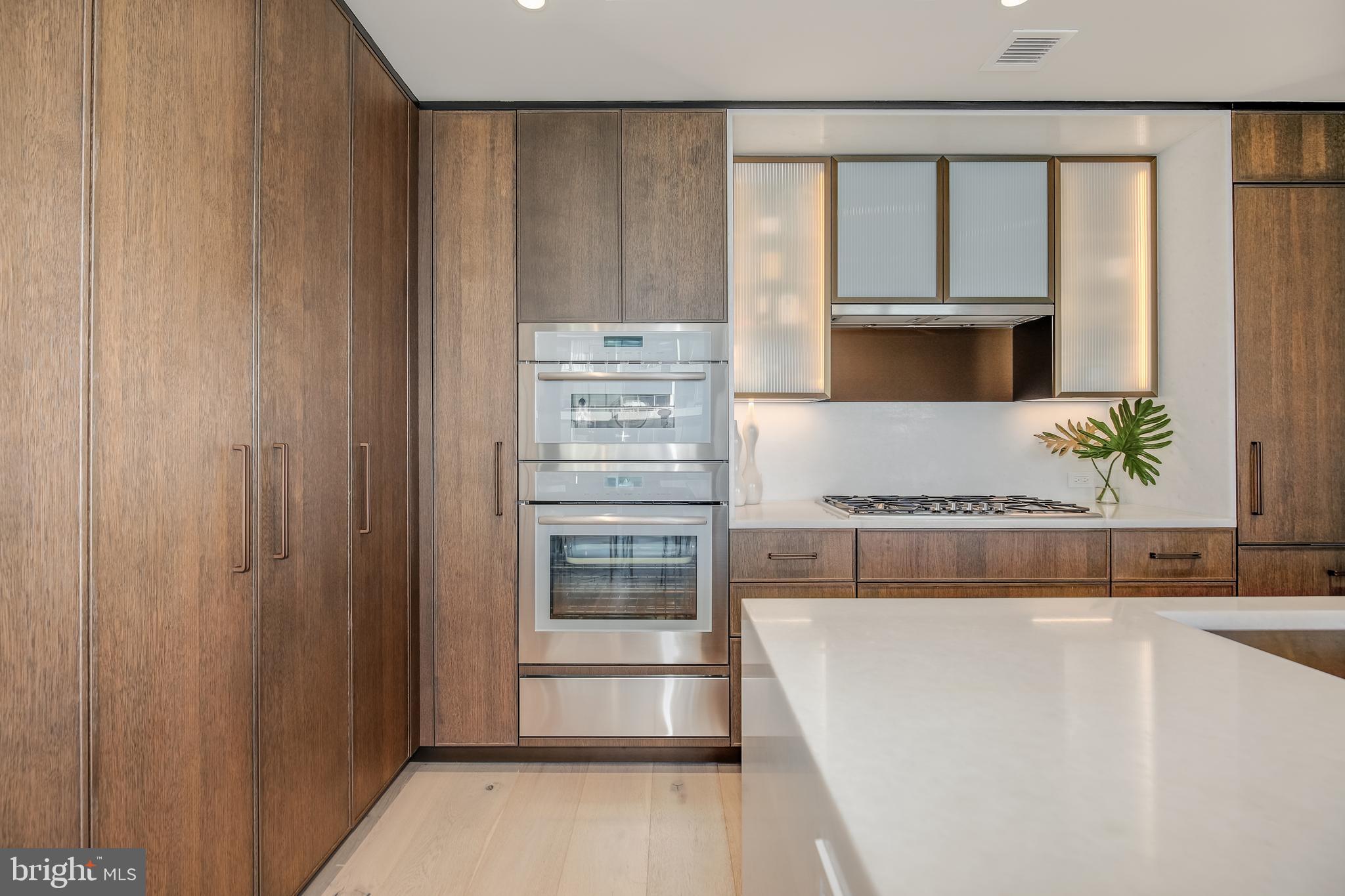 601 WHARF SW 1007