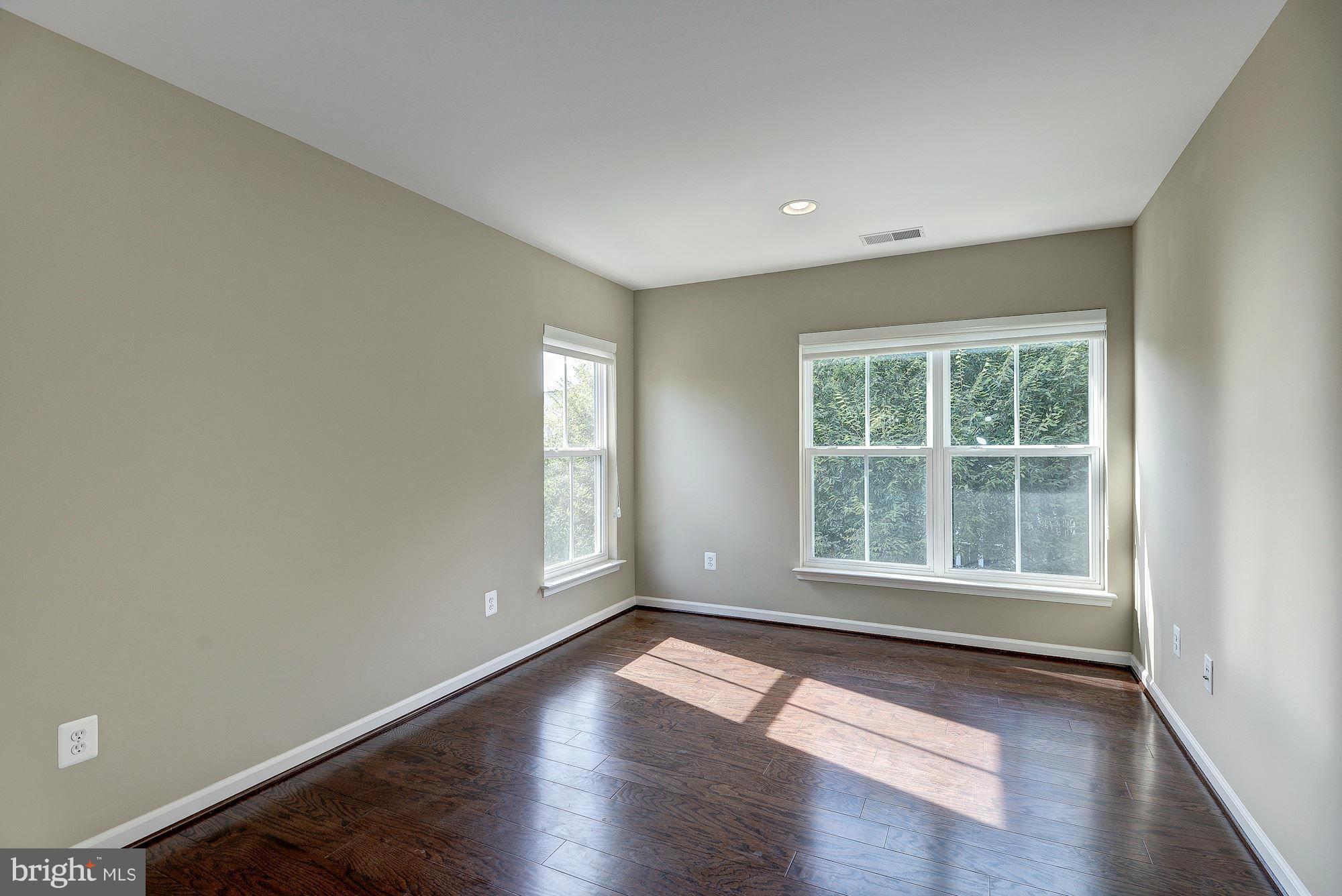 BRAMBLETON LANDBAY 2 - Residential