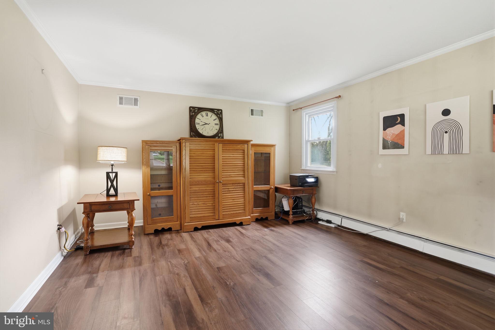 WINDMILL VIL WEST - Residential