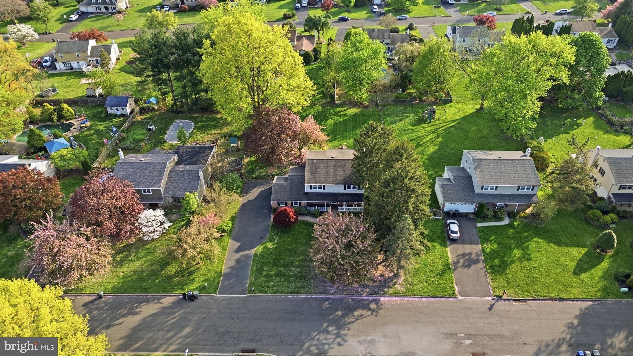 WINDMILL VIL WEST - Residential