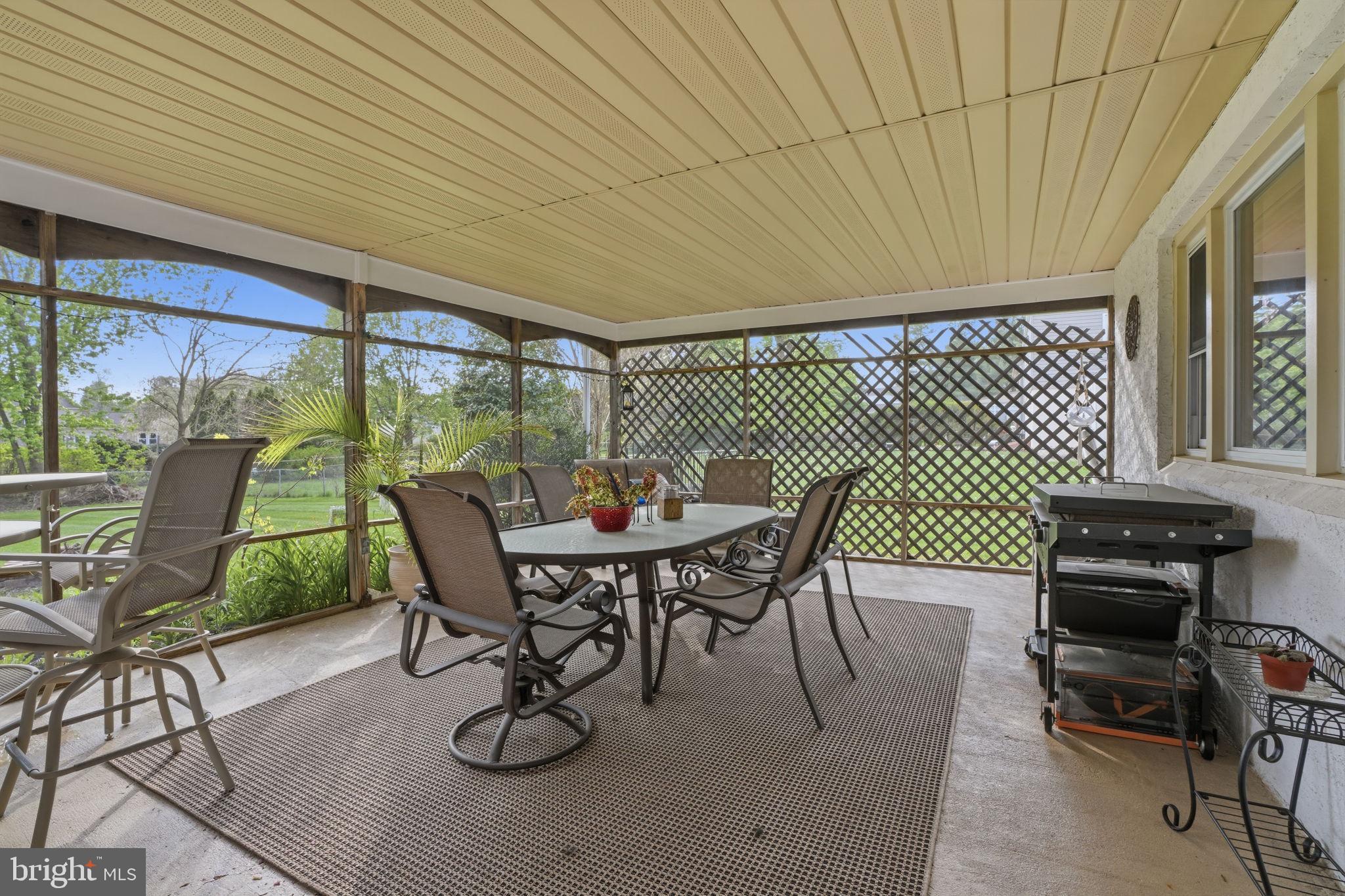 WINDMILL VIL WEST - Residential