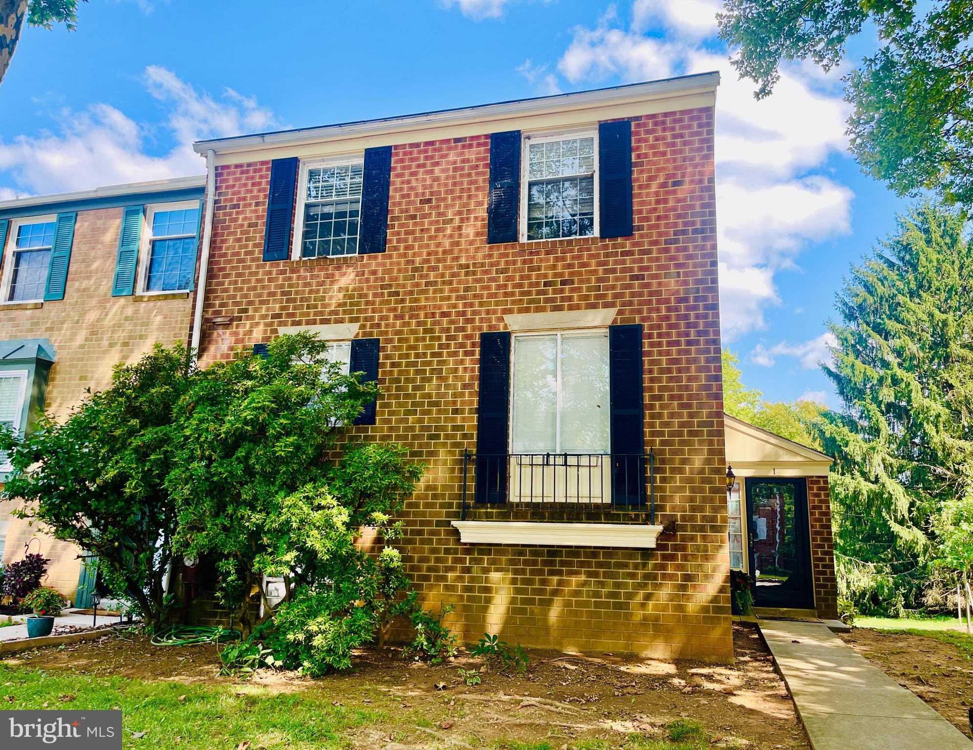 1 CROTONA COURT