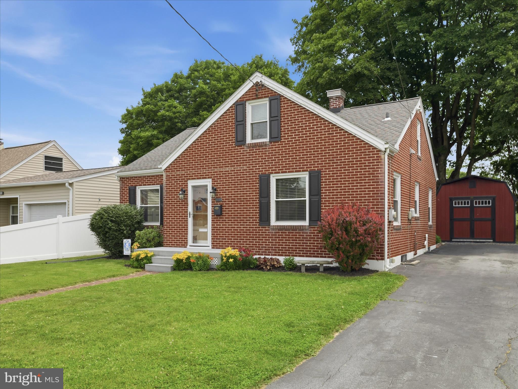 926 S 5TH STREET