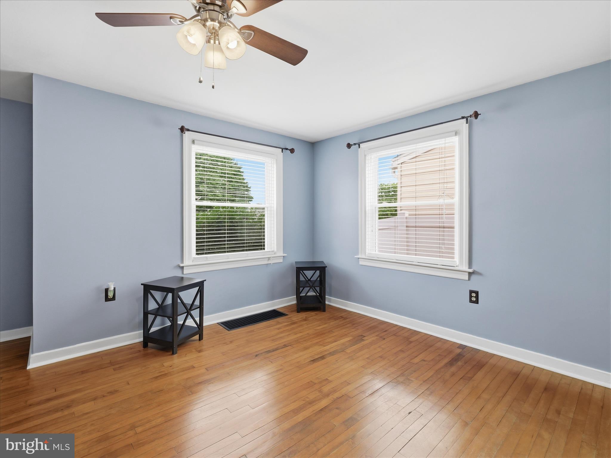 926 S 5TH STREET