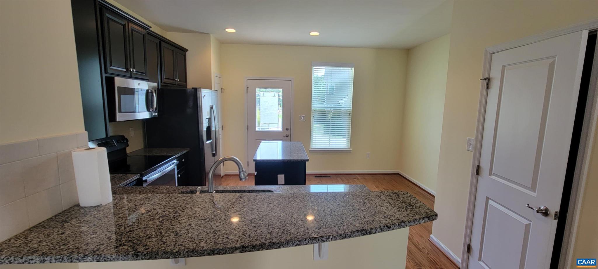 WICKHAM POND - Residential Lease