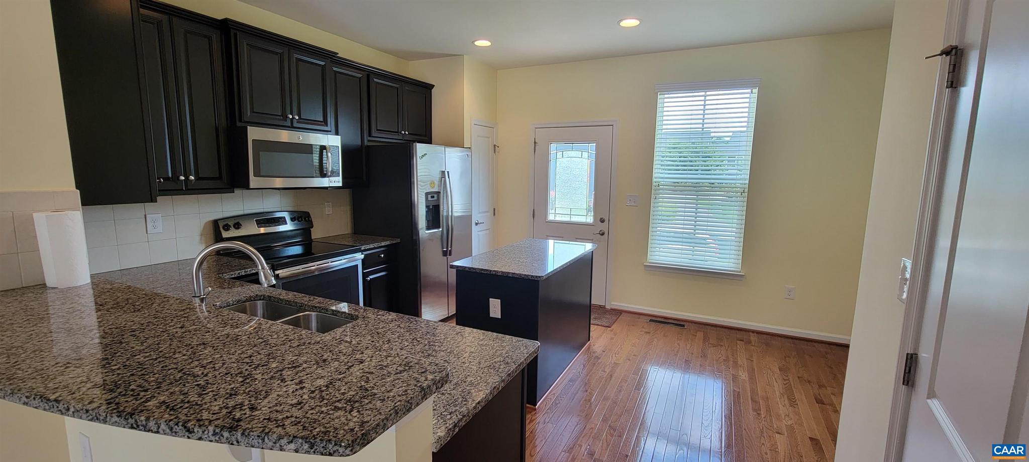 WICKHAM POND - Residential Lease