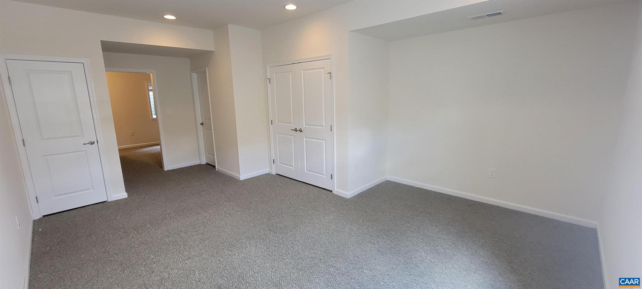 WICKHAM POND - Residential Lease