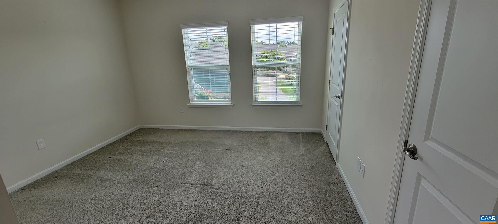 WICKHAM POND - Residential Lease