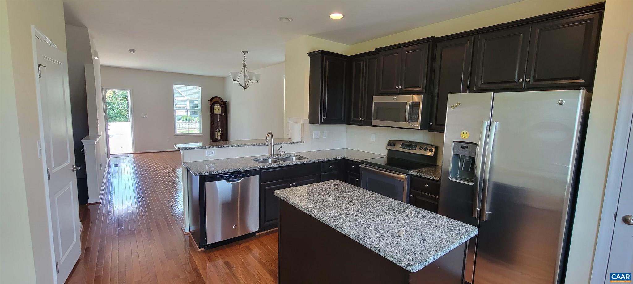 WICKHAM POND - Residential Lease