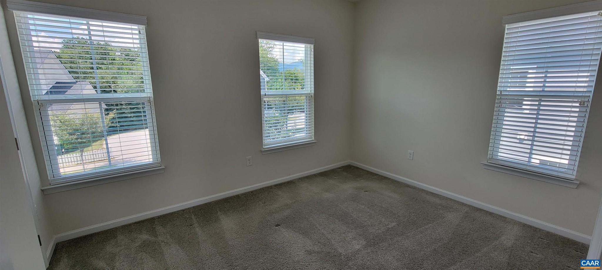 WICKHAM POND - Residential Lease