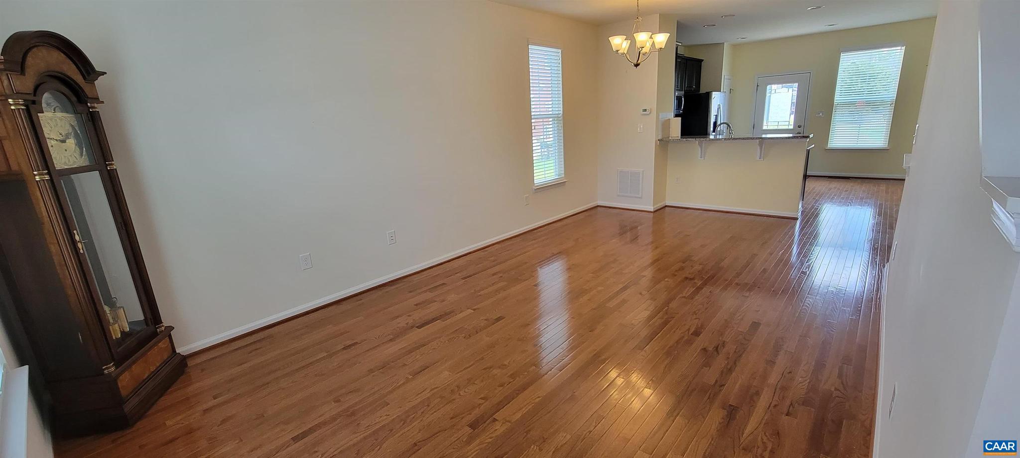 WICKHAM POND - Residential Lease