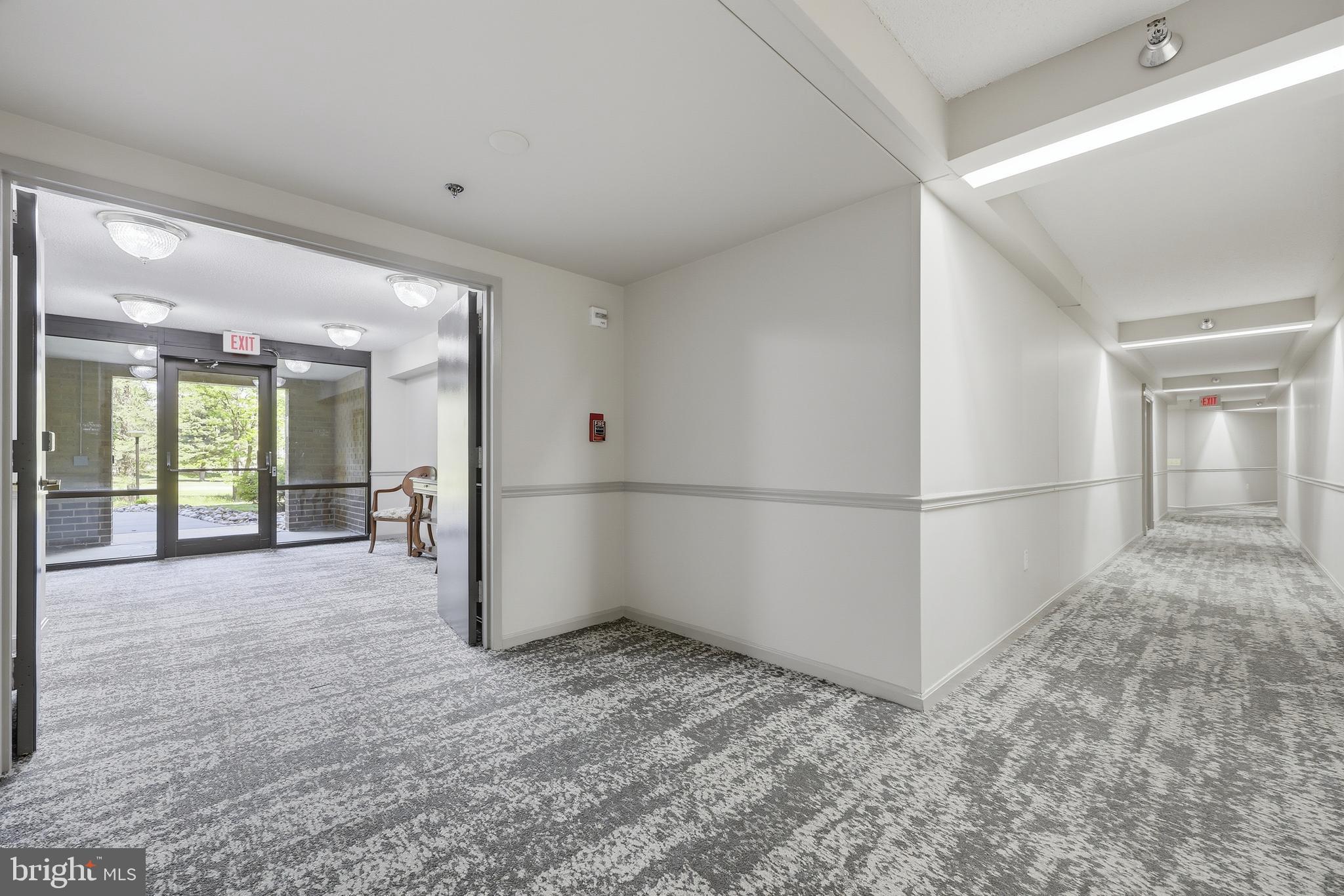 LEISURE WORLD - Residential