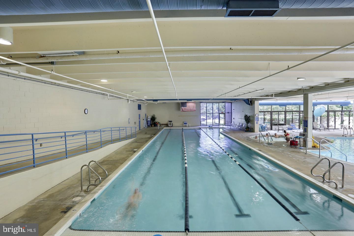 LEISURE WORLD - Residential