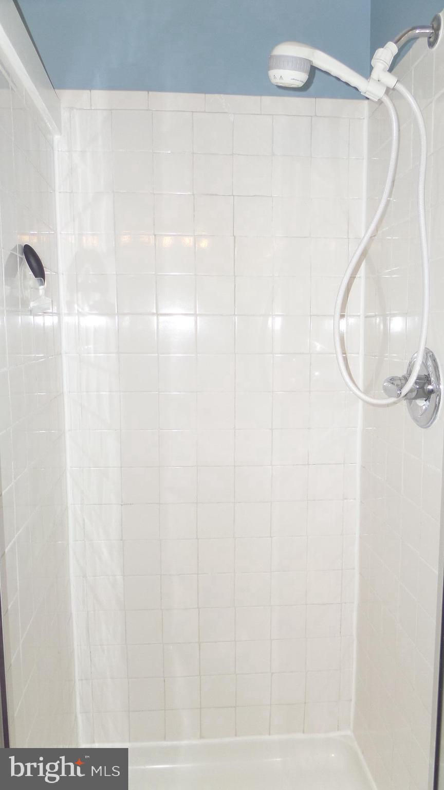 KINGSTOWNE - Residential Lease