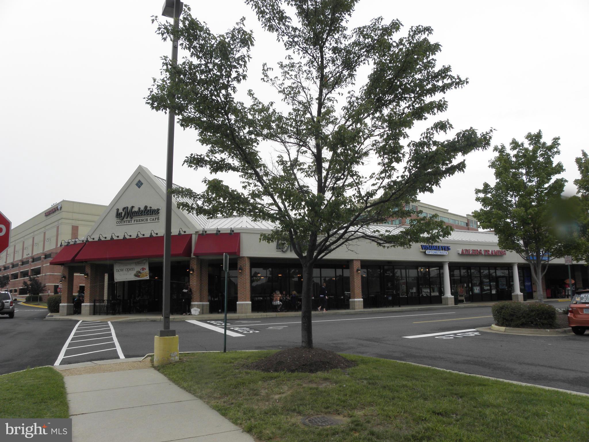 KINGSTOWNE - Residential Lease