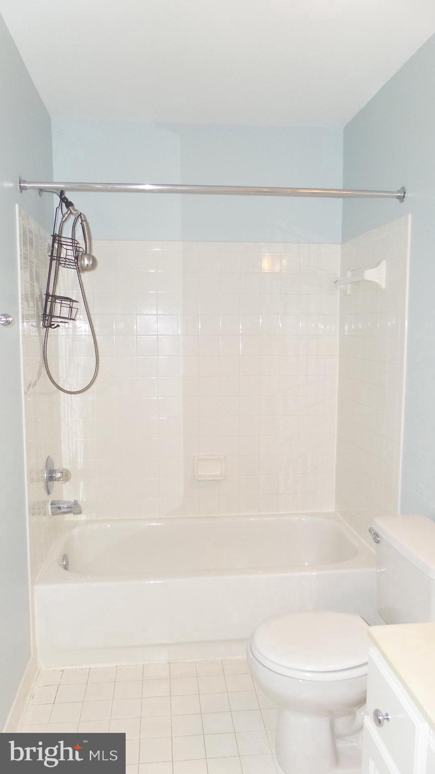 KINGSTOWNE - Residential Lease